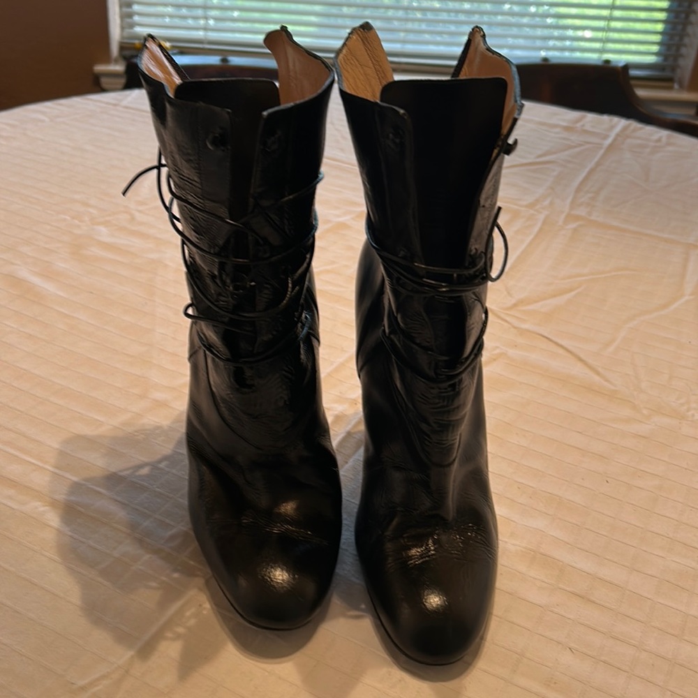 Manolo Blahnik lace up shoe boots